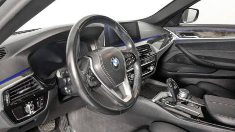 2020 BMW 5 Series 530i