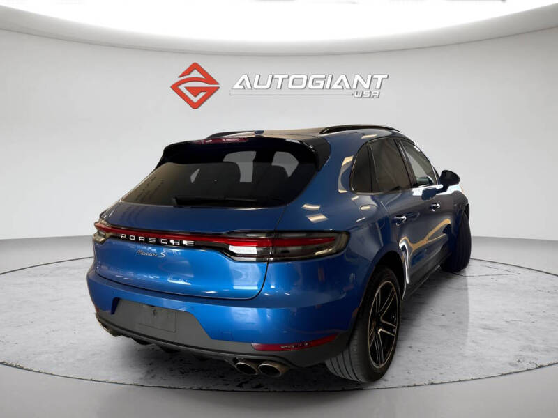 2019 Porsche Macan S
