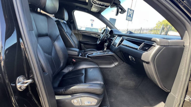 2016 Porsche Macan S
