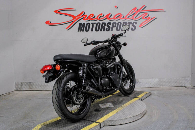 2017 Triumph Bonneville T100