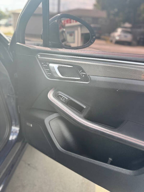 2017 Porsche Macan GTS