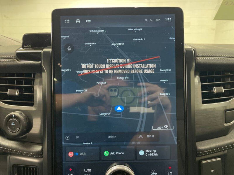 2025 Ford F-150 Lightning Flash