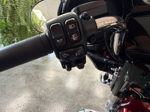 2017 Harley-Davidson Street Glide Special