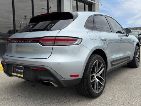 2022 Porsche Macan