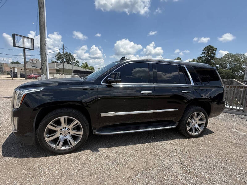 2017 Cadillac Escalade Luxury
