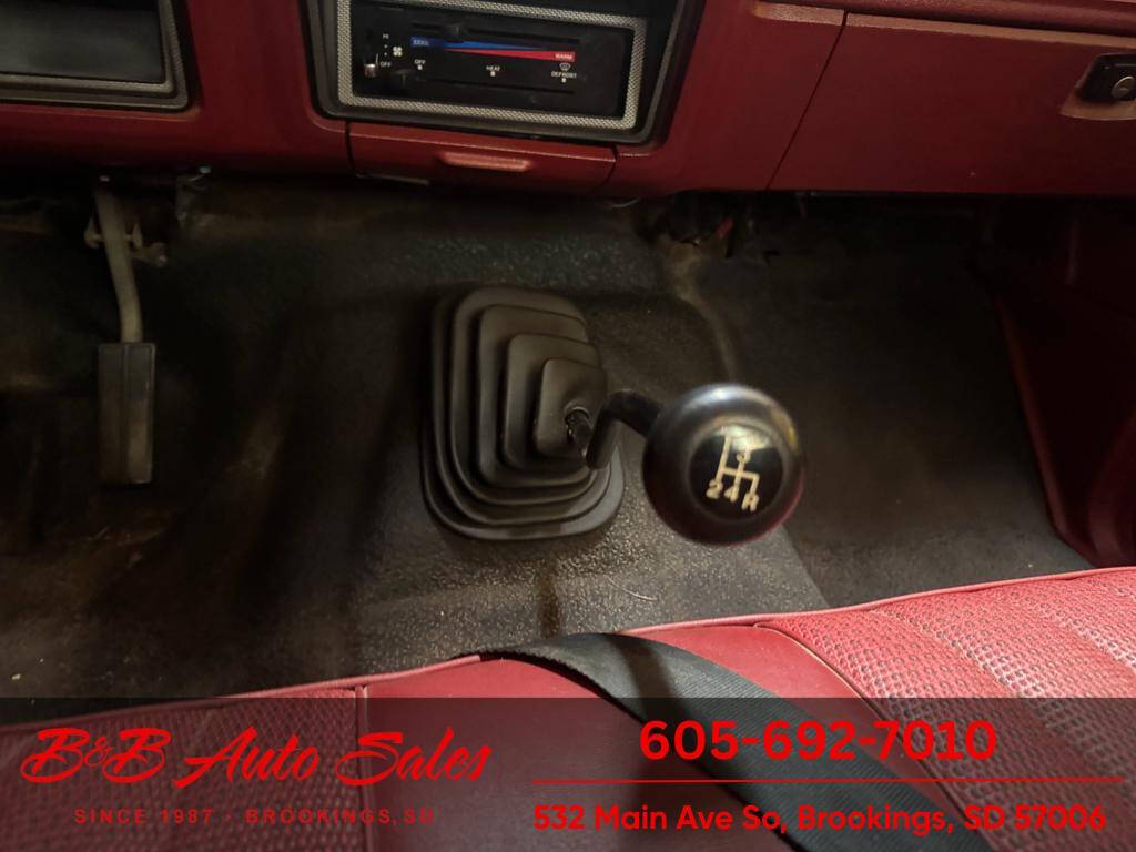 1986 Ford F-150 23