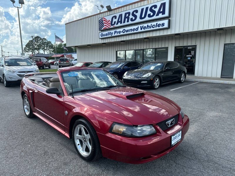 2004 Ford Mustang GT Deluxe