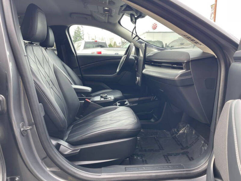 2023 Ford Mustang Mach-E Select