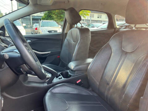 2012 Ford Focus SEL