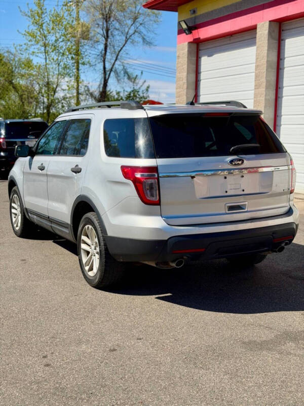 2015 Ford Explorer