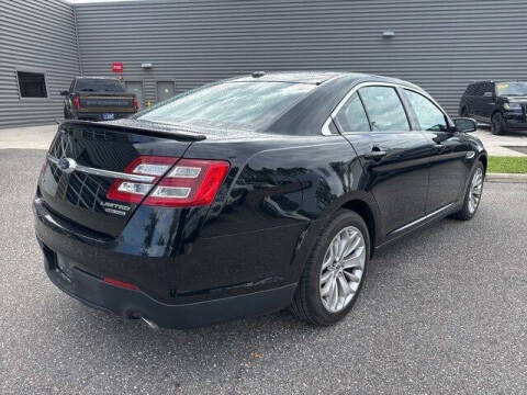 2017 Ford Taurus Limited