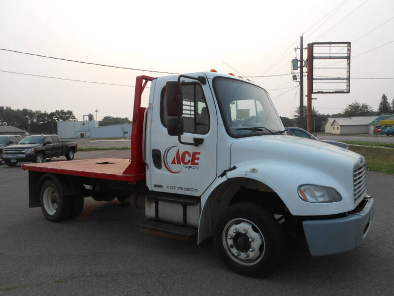 2007 Freightliner M2 106