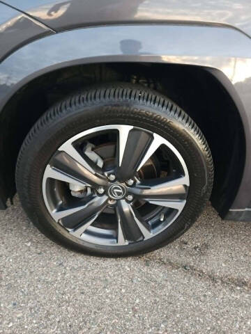 2024 Lexus UX 250h Premium