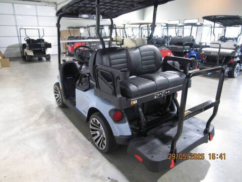 2026 E-Z-GO RXV 4