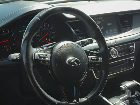 2017 Kia Cadenza Limited