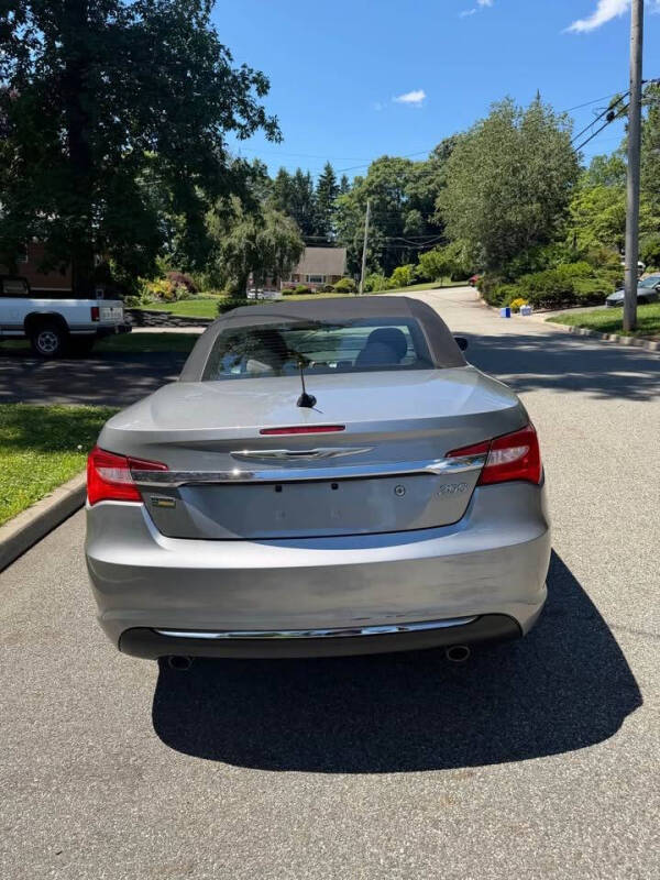 2014 Chrysler 200 Touring