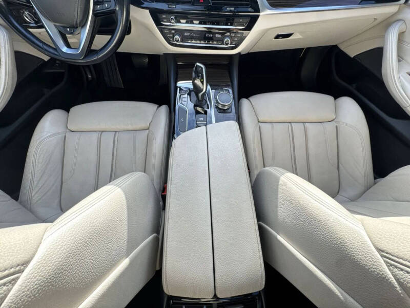 2017 BMW 5 Series 540i xDrive