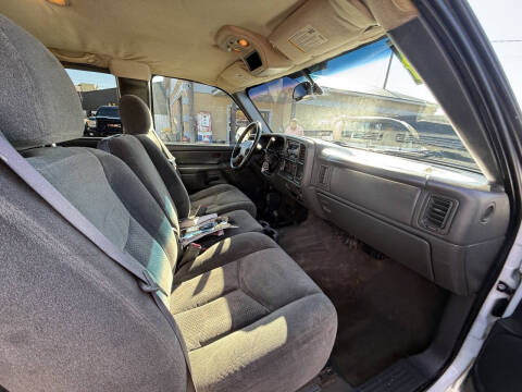 2004 Chevrolet Silverado 1500