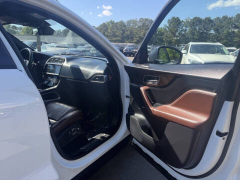 2018 Jaguar F-PACE S
