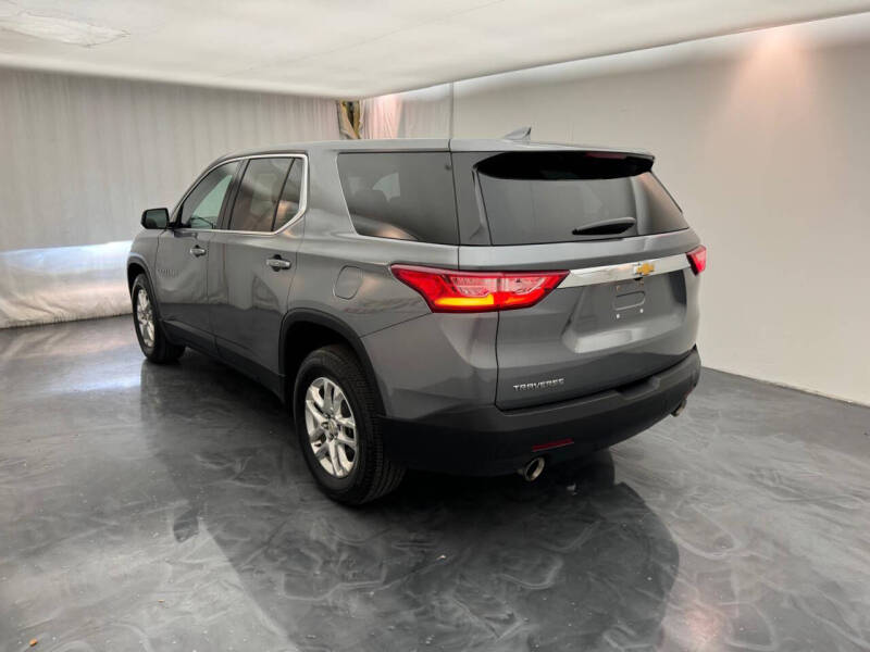 2020 Chevrolet Traverse LS