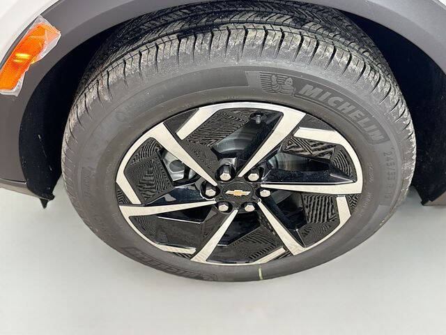 2026 Chevrolet Equinox EV LT 1