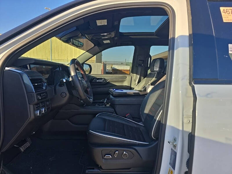 2025 GMC Yukon AT4 Ultimate