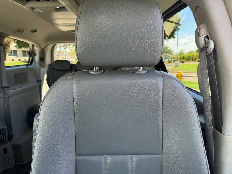 2010 Dodge Grand Caravan SXT