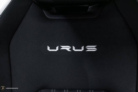 2023 Lamborghini Urus S