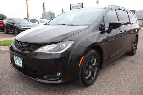 2019 Chrysler Pacifica Touring L