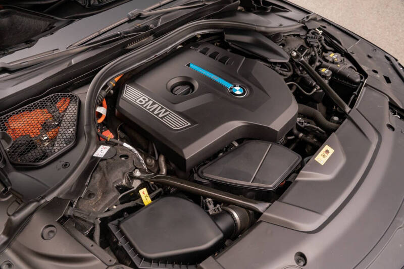 2018 BMW 7 Series 740e xDrive iPerformance