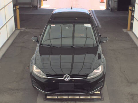 2015 Volkswagen Golf TSI S