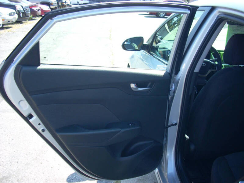 2022 Hyundai Accent SE