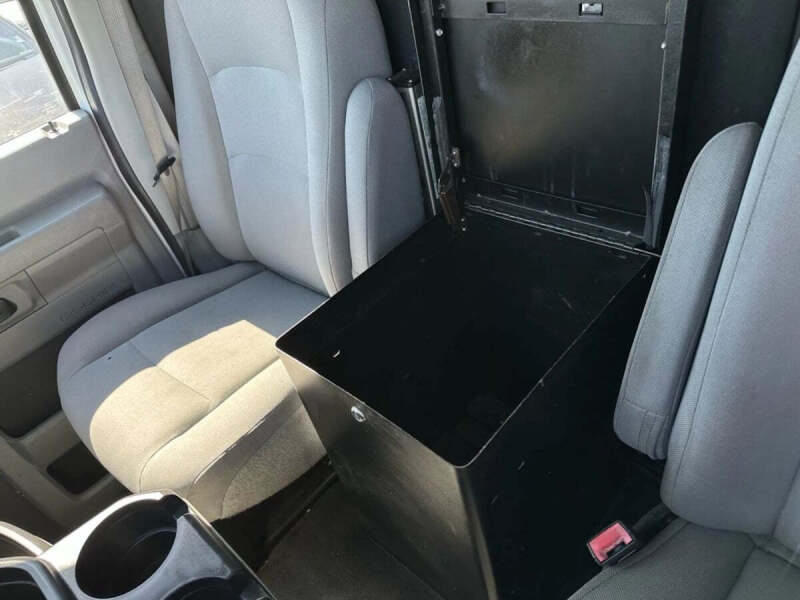 2013 Ford E-Series E-150