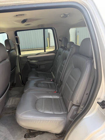 2003 Ford Explorer XLT