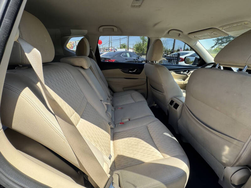 2017 Nissan Rogue S