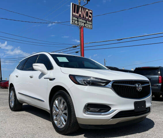 2020 Buick Enclave Essence's photo
