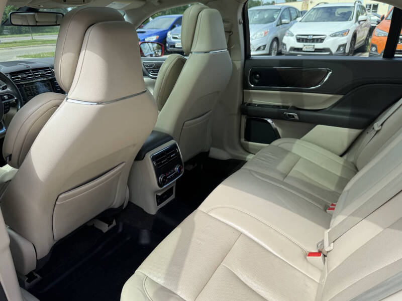 2017 Lincoln Continental Reserve