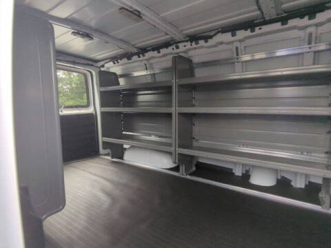 2025 Chevrolet Express 2500