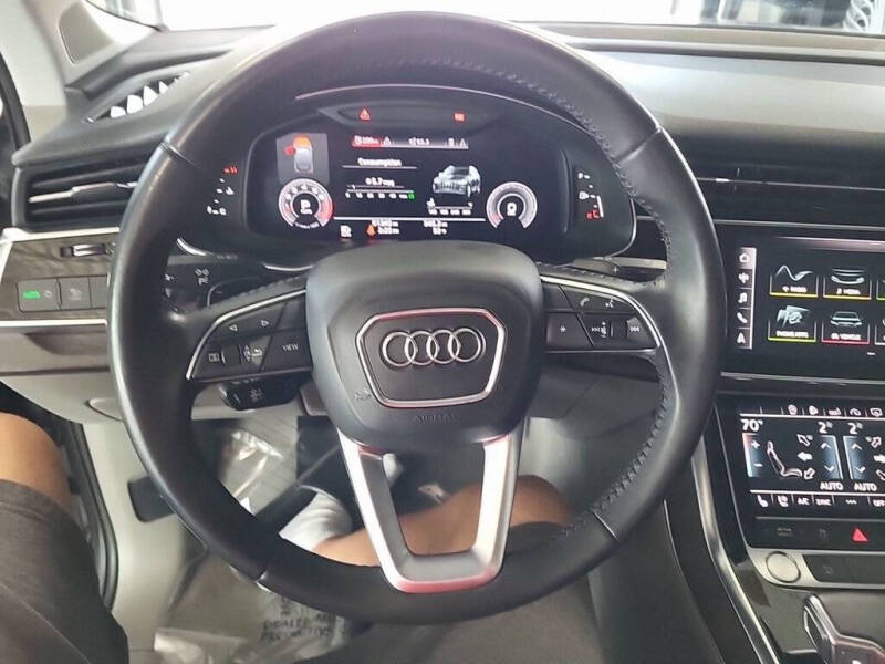 2020 Audi Q7 quattro Premium Plus 55 TFSI