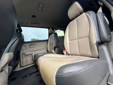2017 Kia Sedona LX