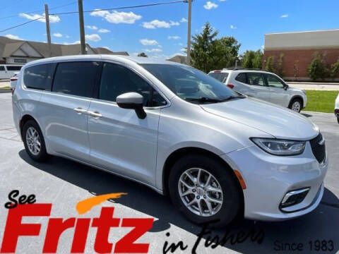 2023 Chrysler Pacifica Touring