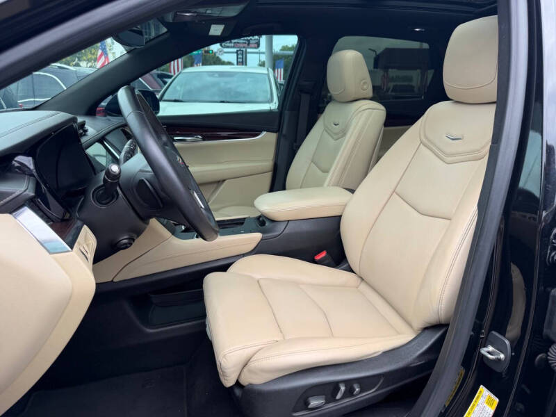 2017 Cadillac XT5 Luxury