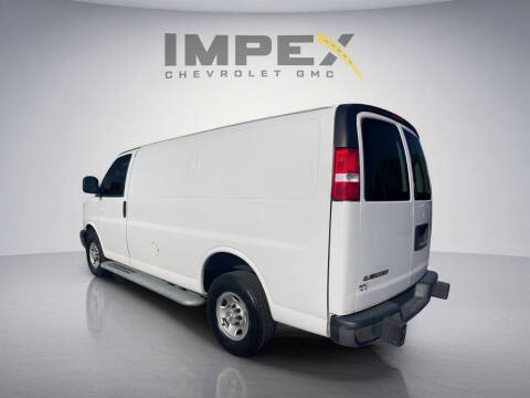 2023 Chevrolet Express 2500
