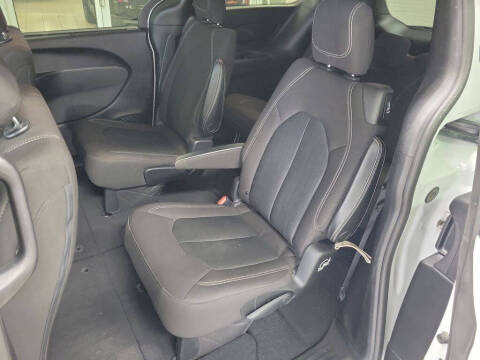 2021 Chrysler Pacifica Touring
