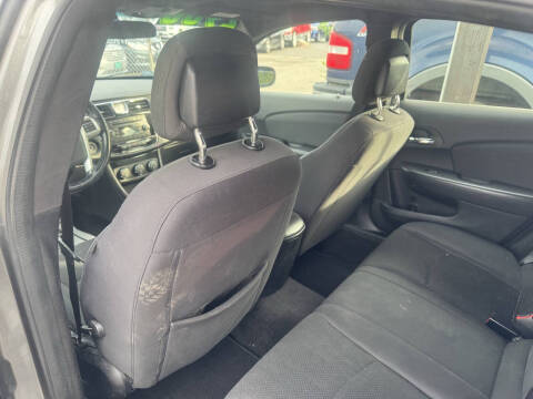2012 Chrysler 200 Touring