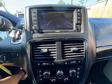 2017 Dodge Grand Caravan SE