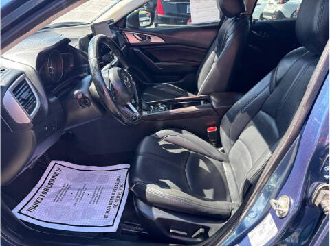 2017 Mazda MAZDA3 Touring