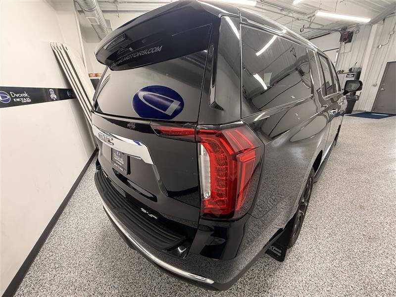 2023 GMC Yukon XL SLT