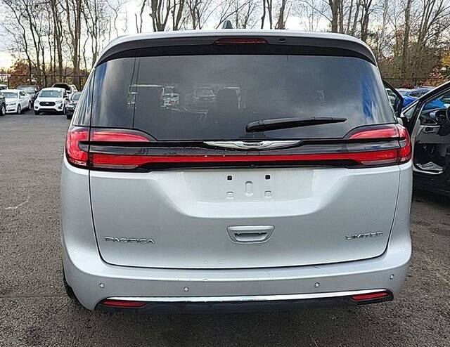 2024 Chrysler Pacifica Limited