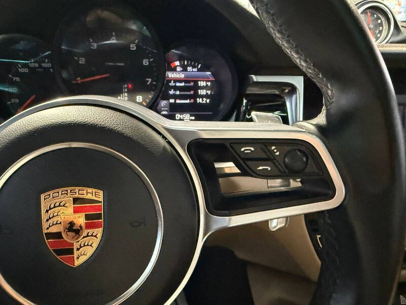 2020 Porsche Macan